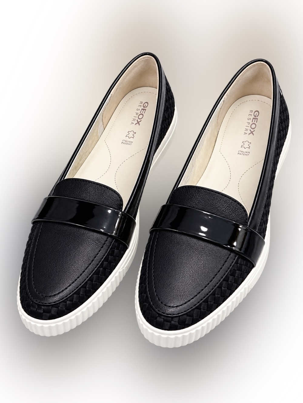 Geox Respira Black Leather Loafers – Size 39 / US 9